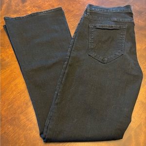 MOTHER- The Weekender